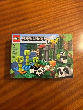 LEGO Minecraft Panda Nursery Set - Green, Black, White